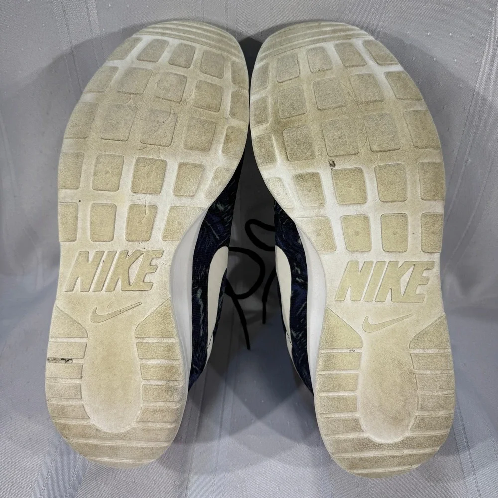 Nike Dual Tone Printed Running Shoes Womens‎ Size 9.5 Black Multi 820201-500